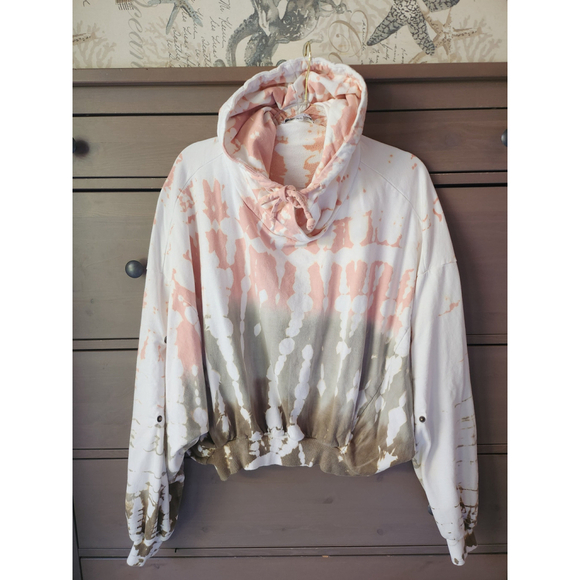 Young Fabulous & Broke Tops - YOUNG FABULOUS & BROKE MULTI COLOR PINK ,GREEN, WHITE HOODIE WOMENS M/L